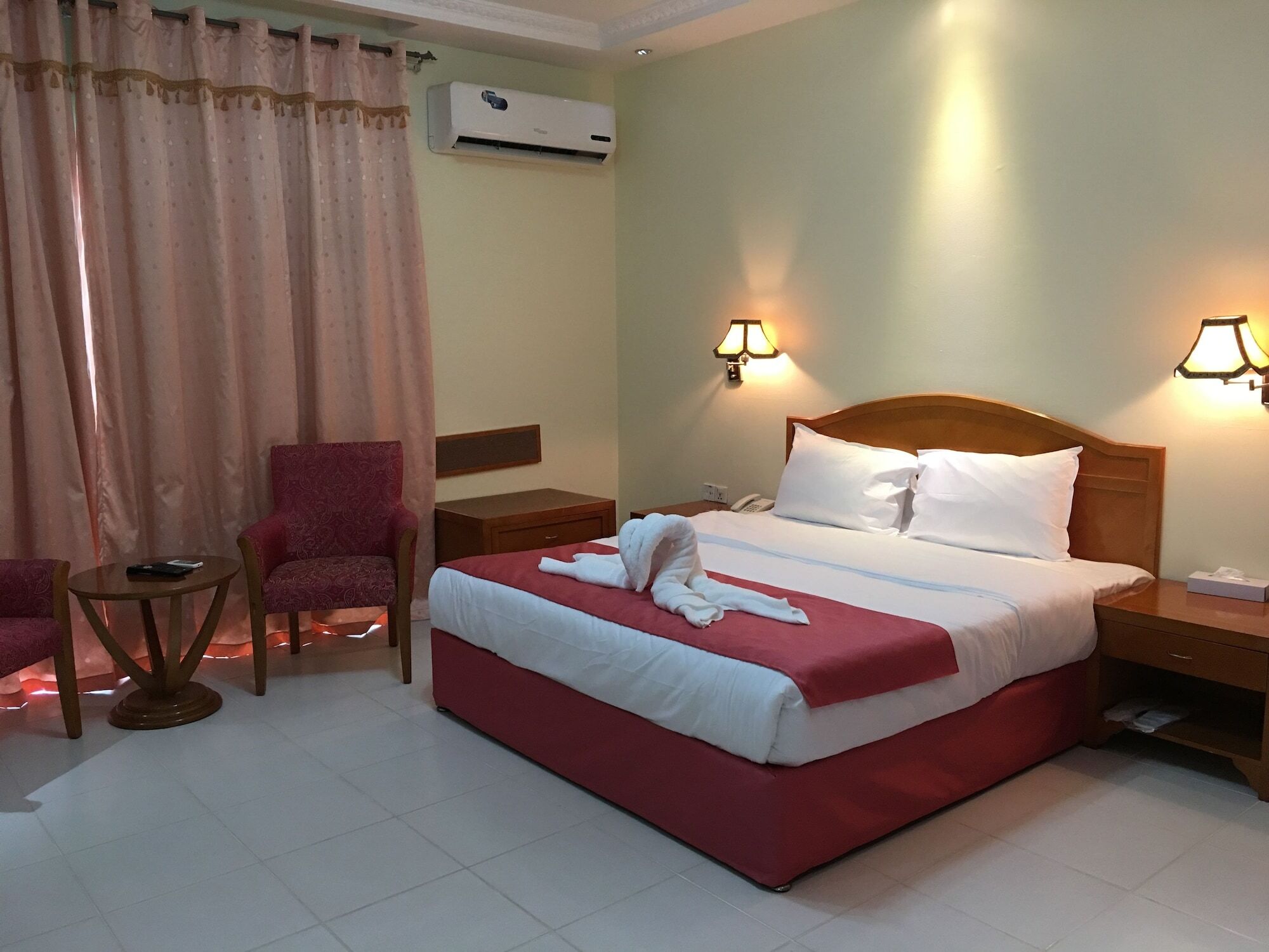 Oyo 366 Waves Hotel Ajman Eksteriør billede