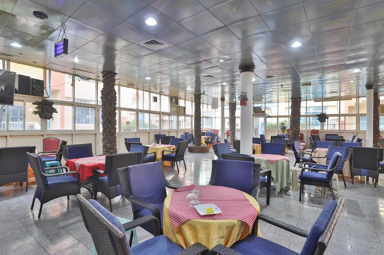 Oyo 366 Waves Hotel Ajman Eksteriør billede