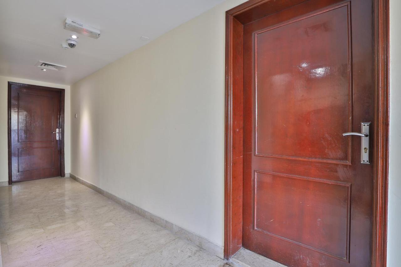 Oyo 366 Waves Hotel Ajman Eksteriør billede