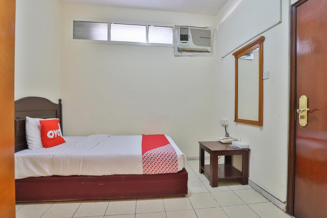 Oyo 366 Waves Hotel Ajman Eksteriør billede